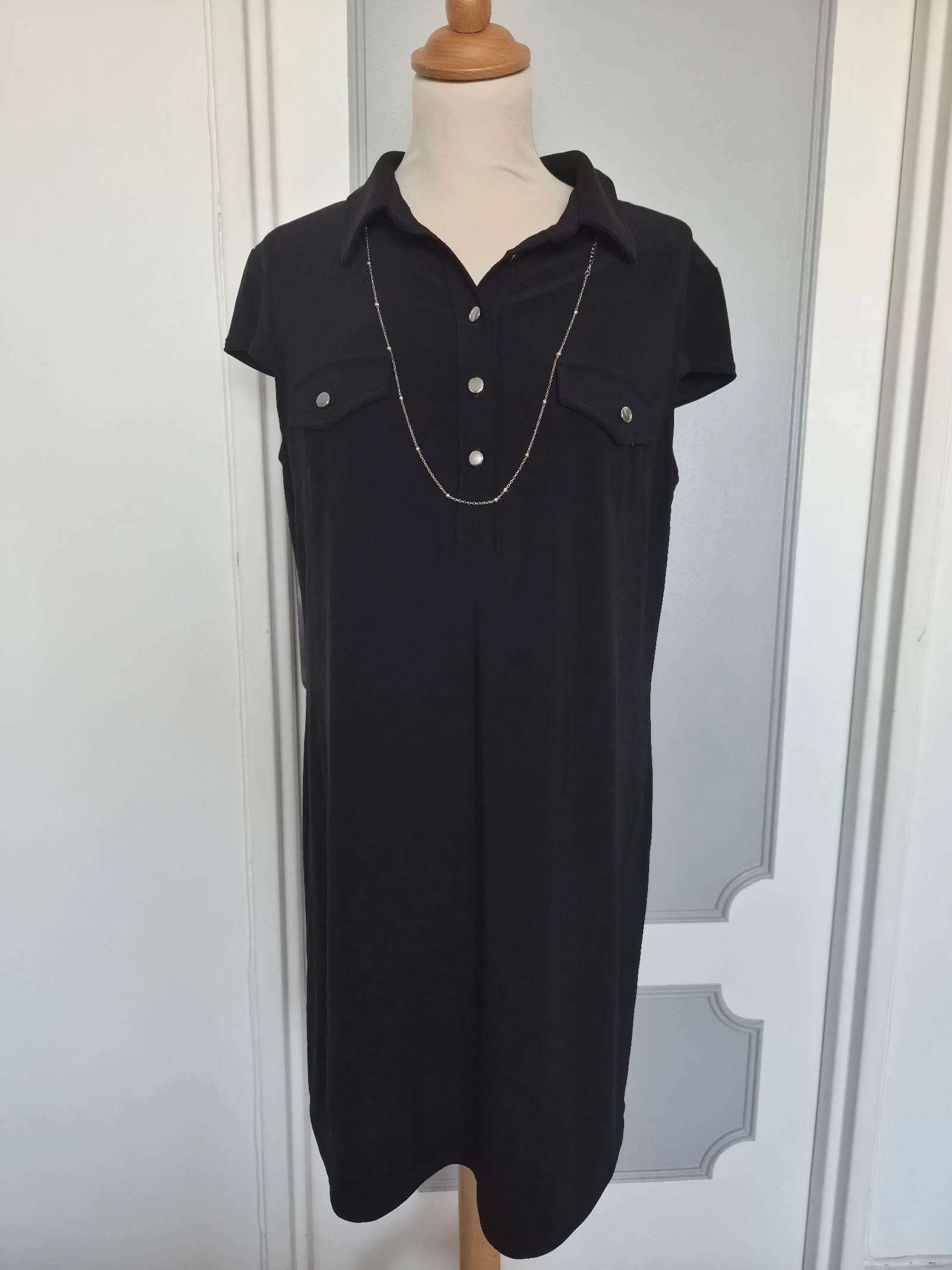 Robe polo noire Joseph Ribkoff Taille 42